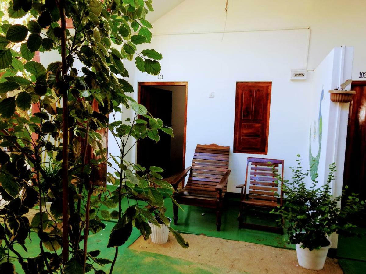 Cresent Bay Beach Hotel Arugam Bay Dış mekan fotoğraf